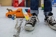 Load image into Gallery viewer, ICONIC TOY - Ute