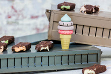 Load image into Gallery viewer, ICONIC TOY - Ice Cream Puzzle
