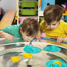 Load image into Gallery viewer, QUUT Sloopi Bath Toy