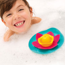 Load image into Gallery viewer, QUUT Lili Bath Toy