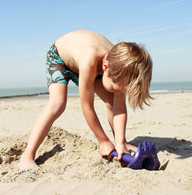 Load image into Gallery viewer, QUUT Triplet Sand and Snow Toy - Lagoon Green